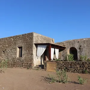 Bent El Rhia Dammusi Casa vacanze